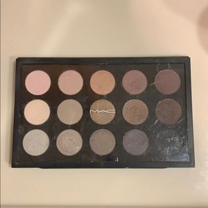 MAC COSMETICS 15 PALETTE